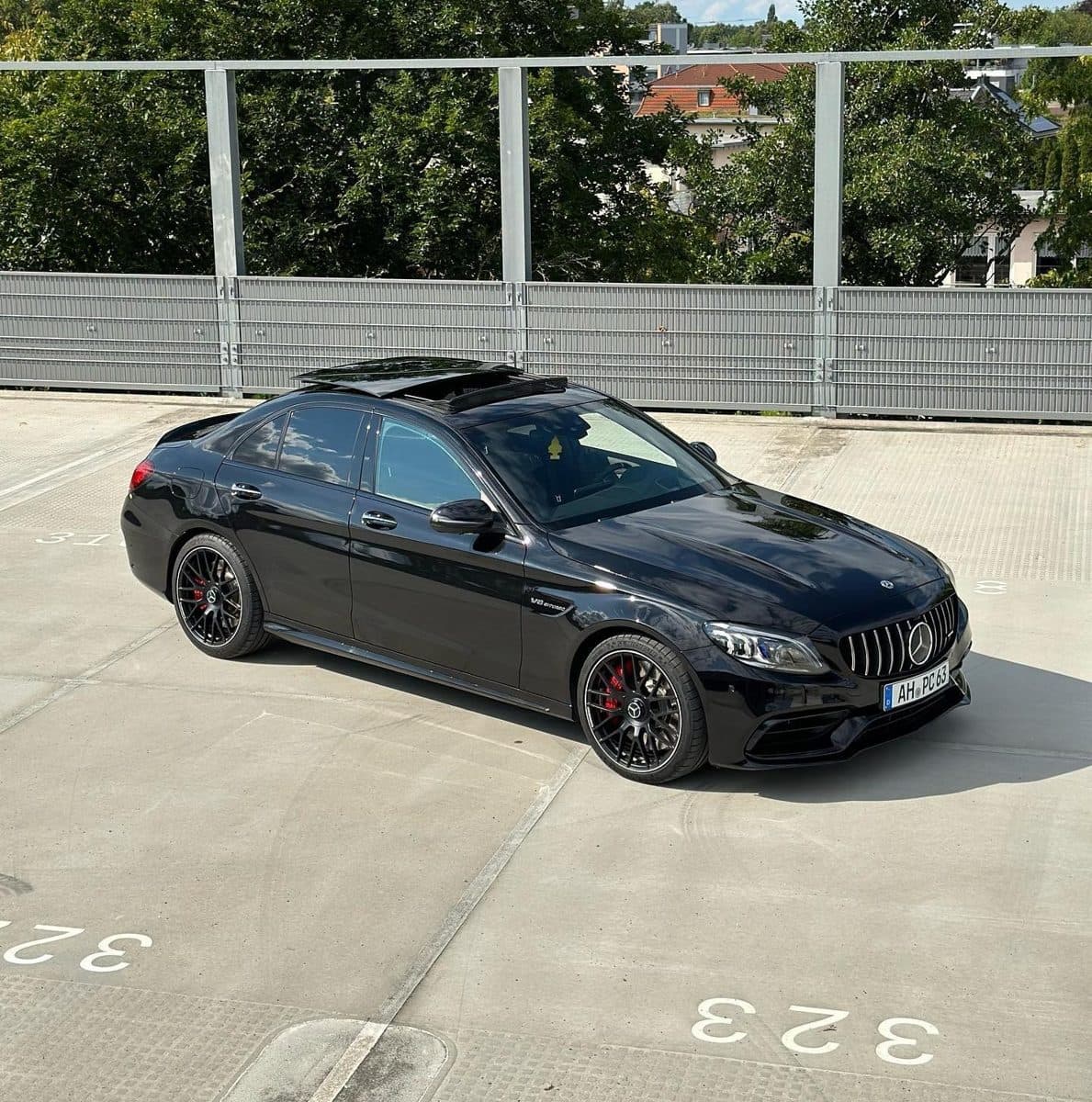 Mercedes-Benz C63s AMG